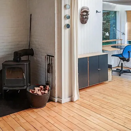 Schönes Haus Mit 2 Schlafzimmern In