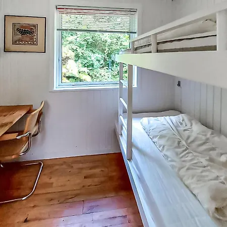 Feriehus 2 Bedroom Lovely In